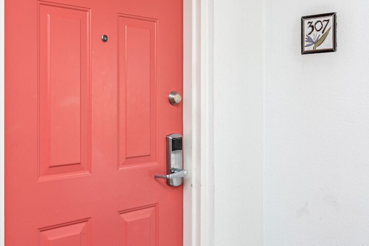 Room 117 of 345