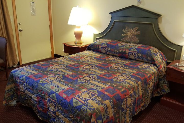 Room 25 of 50