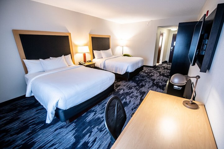 Room 27 of 43