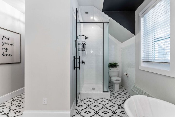 Room 45 of 63