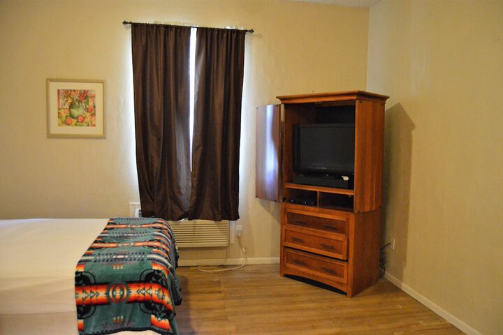 Room 37 of 45