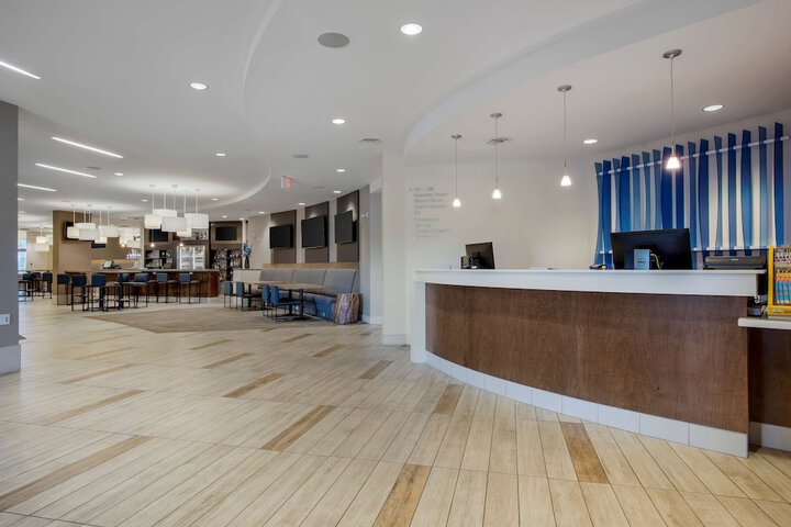 Best Western Plus Sawridge Suites