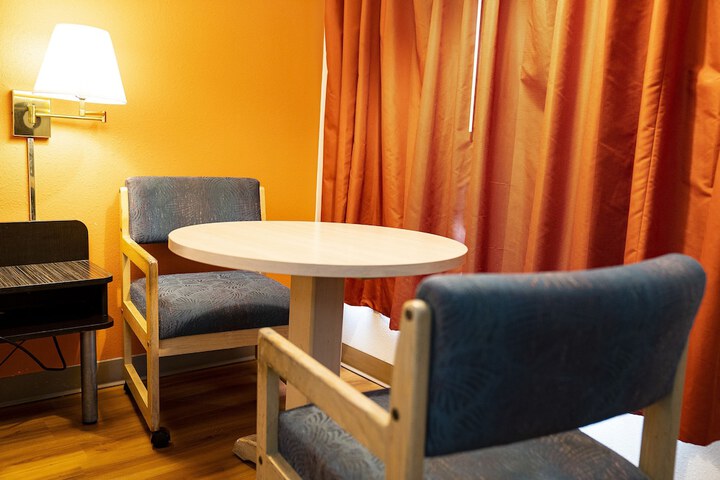 Room 49 of 123