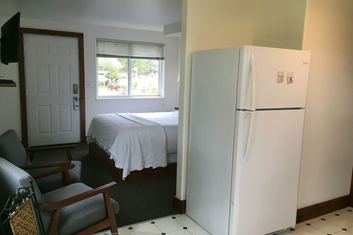Room 53 of 62