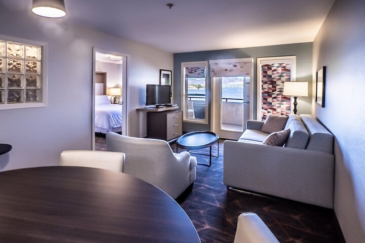 Room 43 of 78