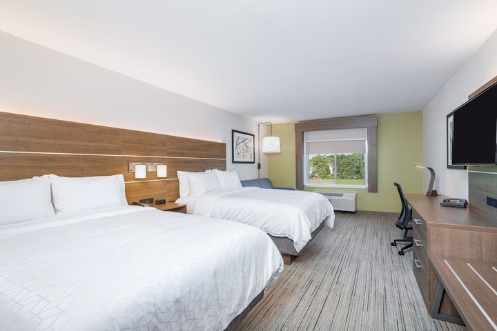 Room 14 of 32