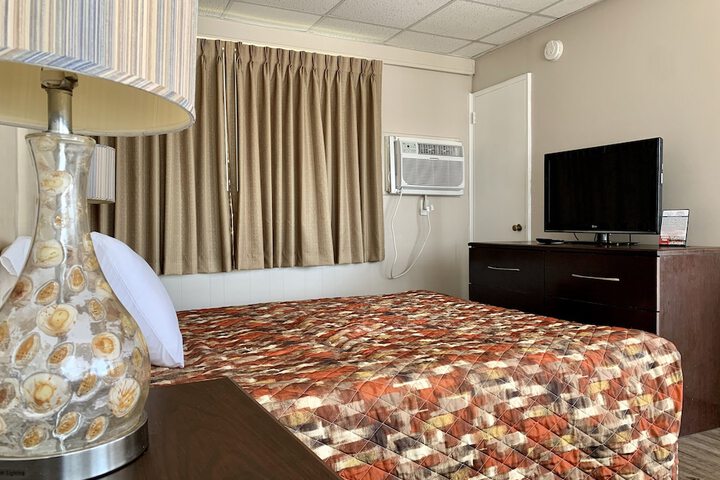 Room 30 of 41