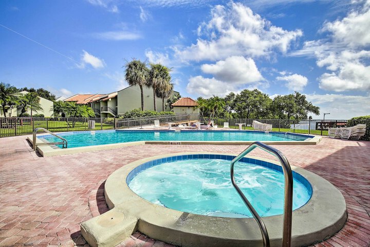 Balcony & Pool: Gulfview Tierra Verde Escape!
