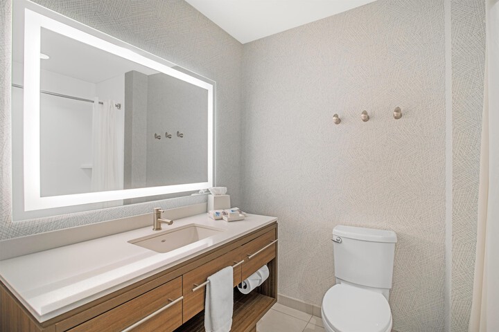 Home2 Suites by Hilton Queensbury Lake George