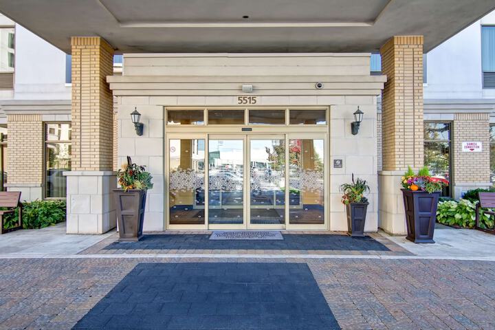 Hotel 2 of 78