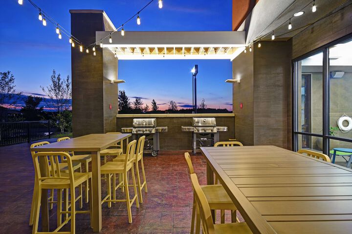 Home2 Suites by Hilton Utica NY
