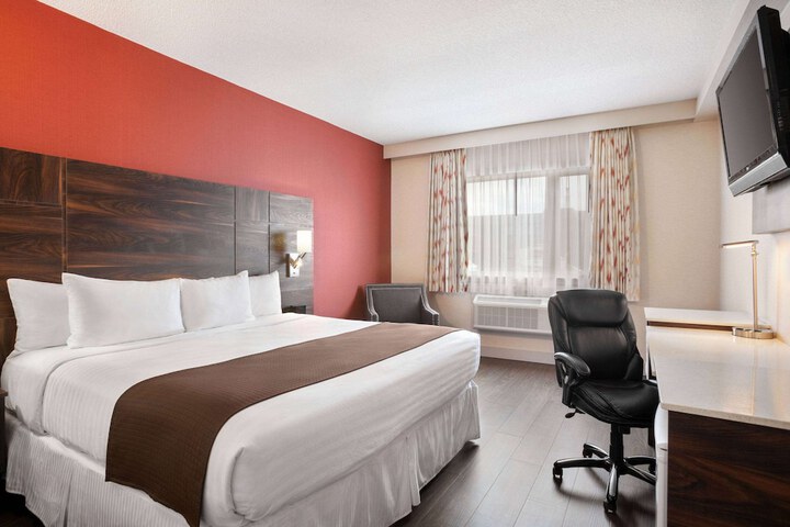 Room 37 of 80