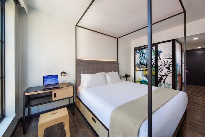 Room 20 of 57