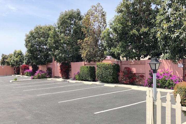 Pacific Inn