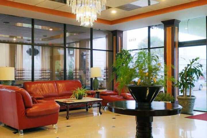 Hotel Interior 11 of 38
