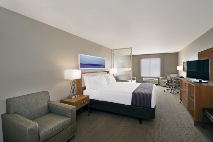 Room 21 of 45
