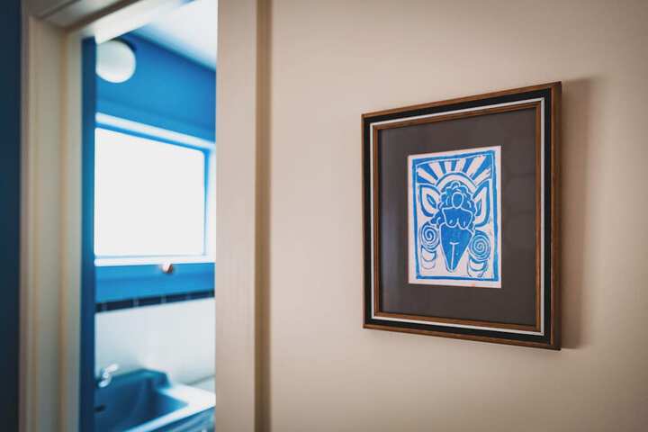Room 31 of 102