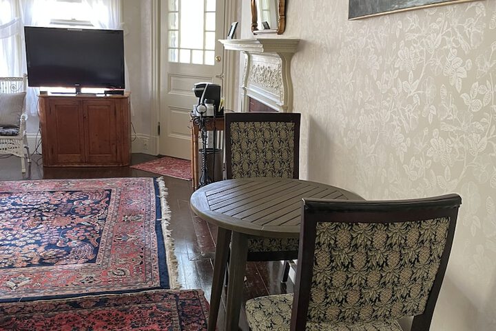 Room 40 of 100