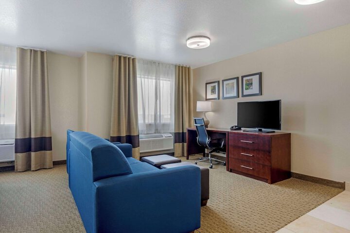 Comfort Suites Benbrook - Fort Worth Southwest