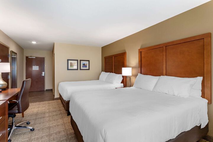 Room 15 of 28