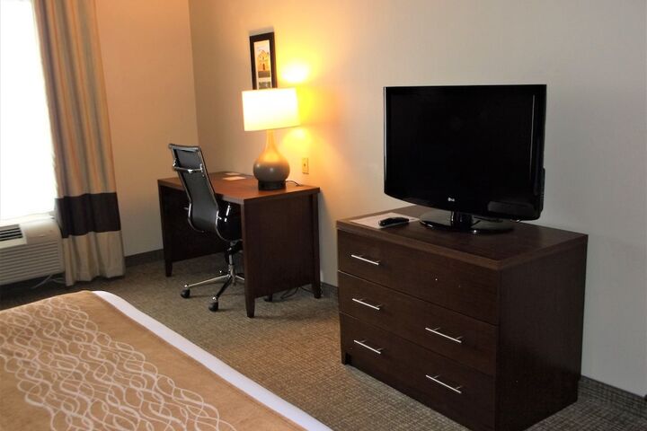 Room 33 of 54