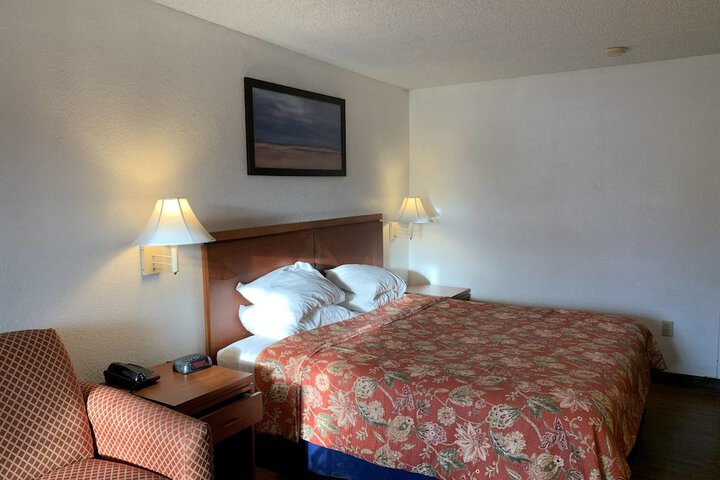 Room 22 of 30