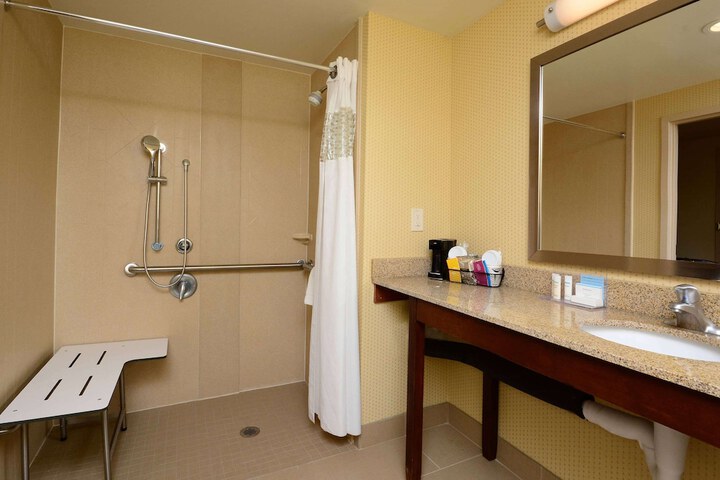 Room 15 of 55