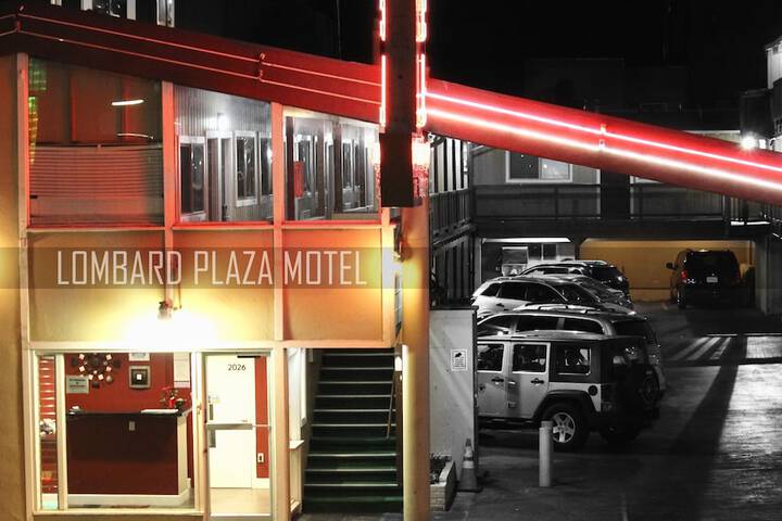 Hotel 4 of 54