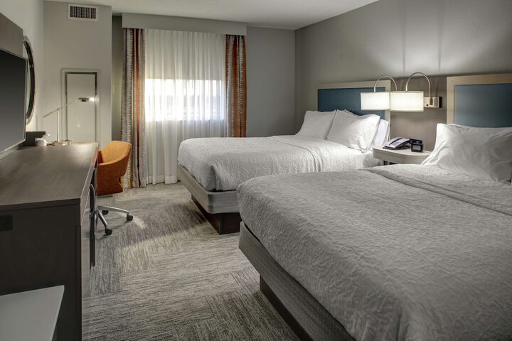 Room 14 of 36