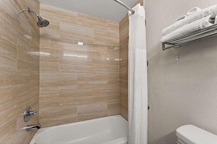Quality Inn Sandersville