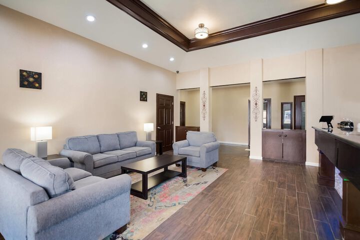 Quality Inn & Suites Lufkin