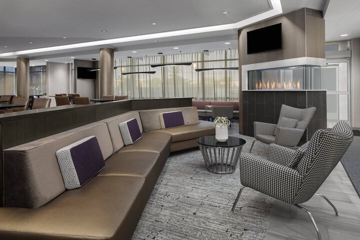 Hotel Interior 10 of 37