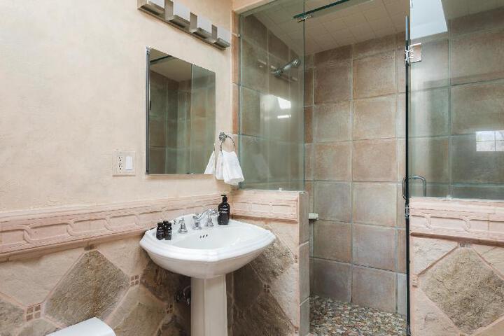 Mockingjay - Peaceful Ranch Home W Spa & Pool