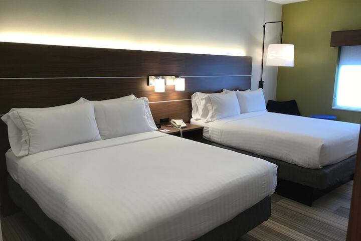Holiday Inn Express Hotel & Suites Rochester - Victor by IHG