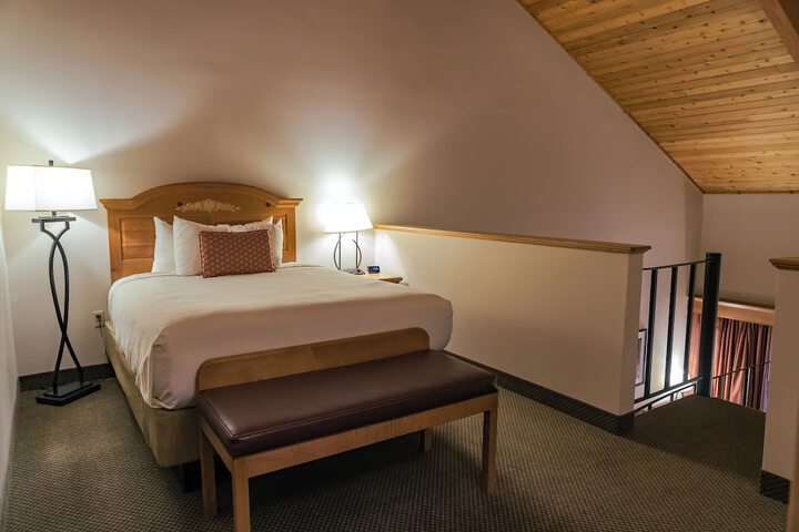 Room 34 of 65