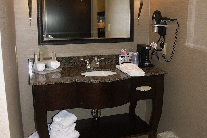 Holiday Inn Express Cleveland Northwest by IHG