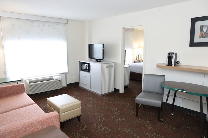 Room 22 of 79