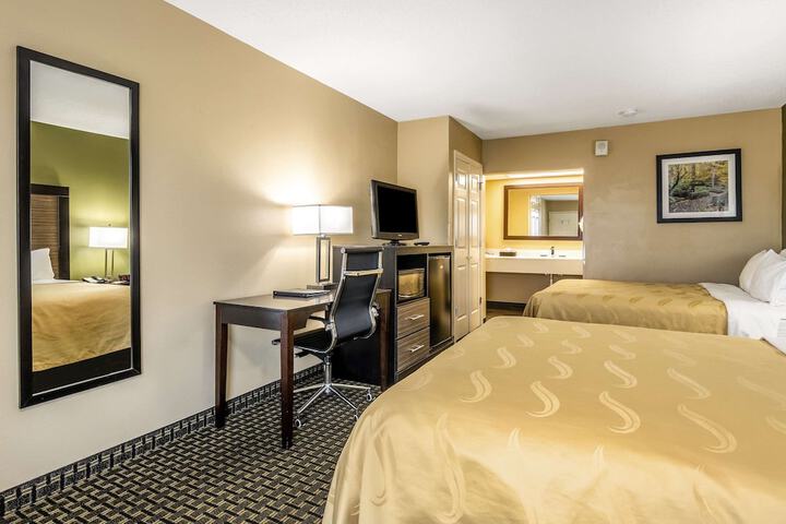 Room 26 of 29