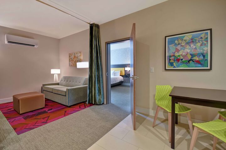 Room 35 of 47