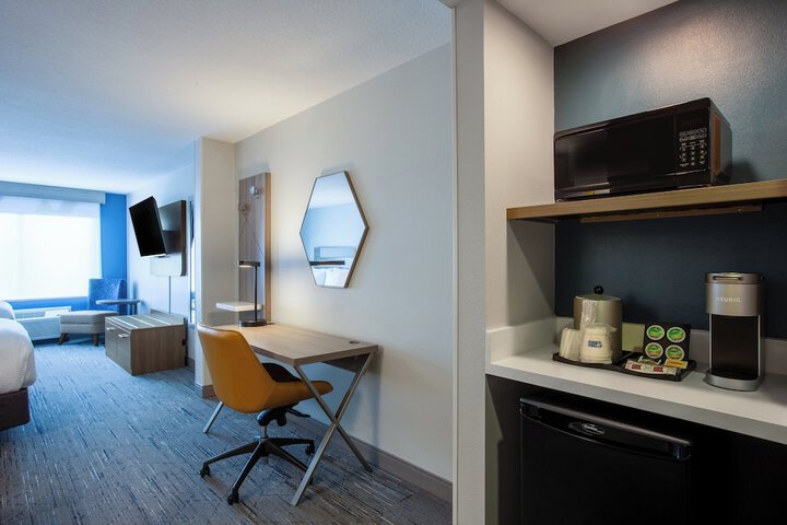 Room 45 of 71