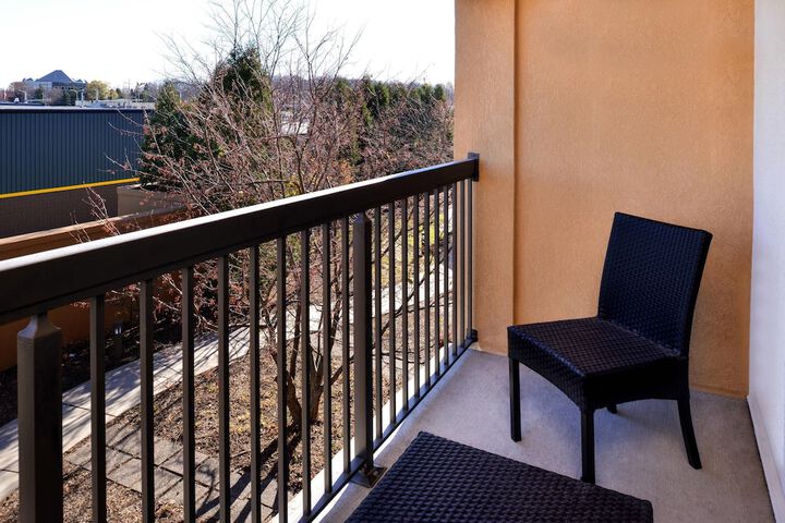 Country Inn & Suites by Radisson Brown Deer - Milwaukee North