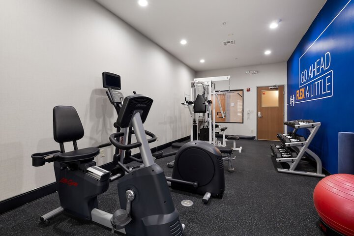 Holiday Inn Express Jourdanton - Pleasanton by IHG
