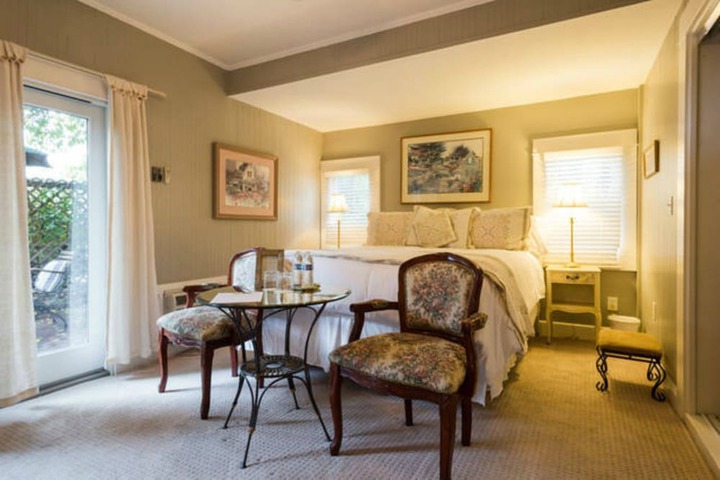 Room 22 of 52