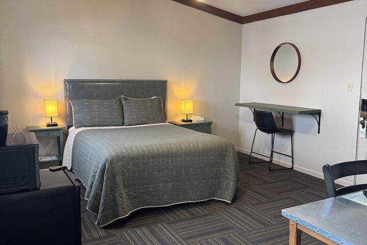 Room 17 of 52