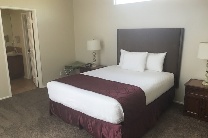 Room 86 of 143