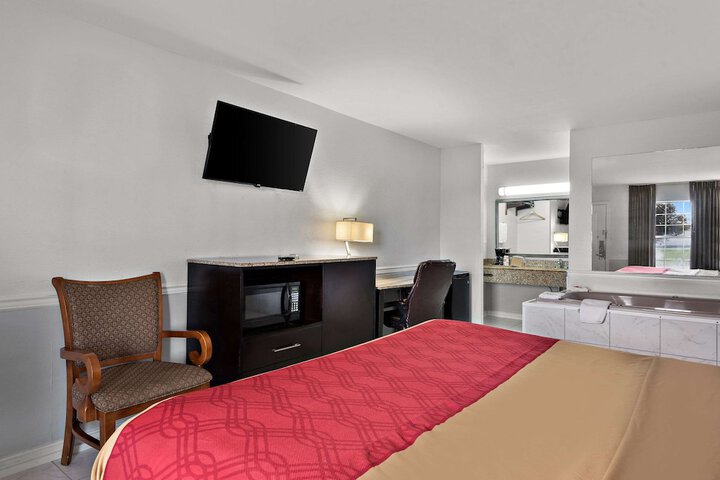Econo Lodge Princess Anne