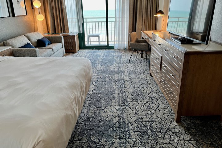Room 80 of 152
