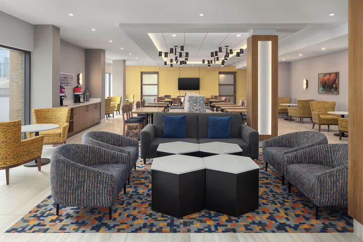 Hampton Inn by Hilton Montreal East Anjou