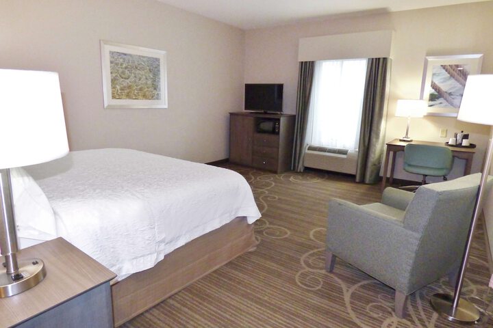 Room 30 of 44