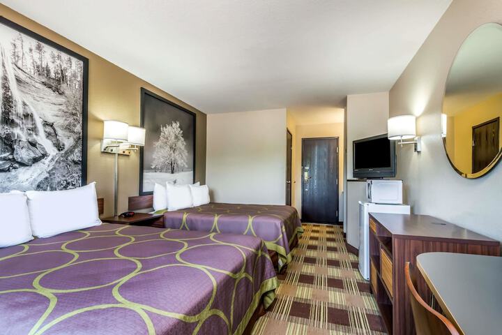 Room 13 of 15